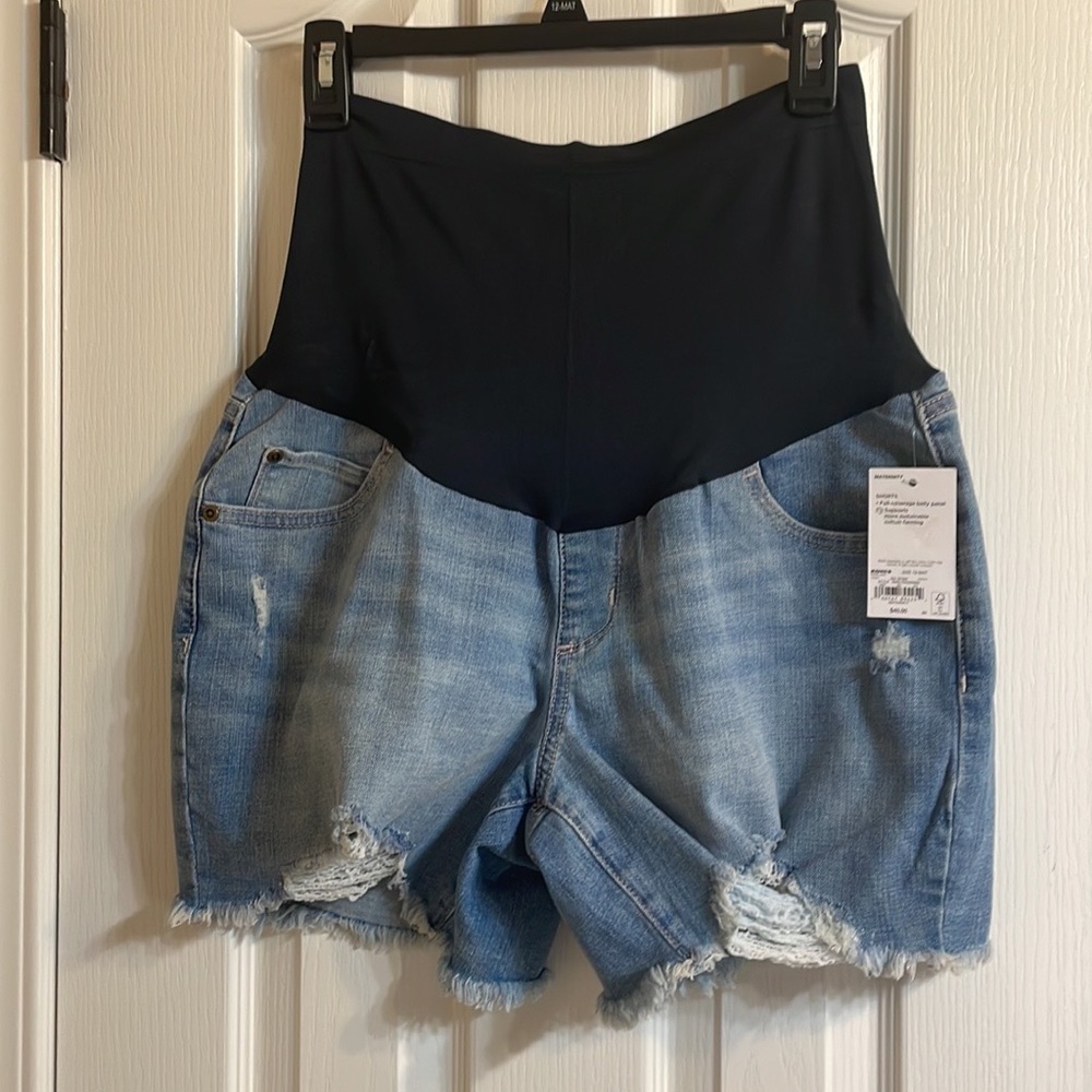 Sonoma Maternity Jean /  Denim shorts New with tags